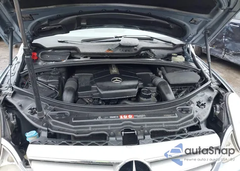 2006 Mercedes-Benz R 500 4Matic z USA, uszkodzony, nr VIN 4JGCB75E76A016294